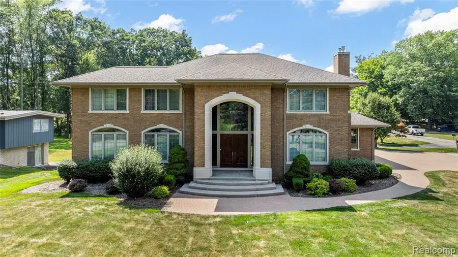 9281 Island, Grosse Ile, MI 48138 - #2