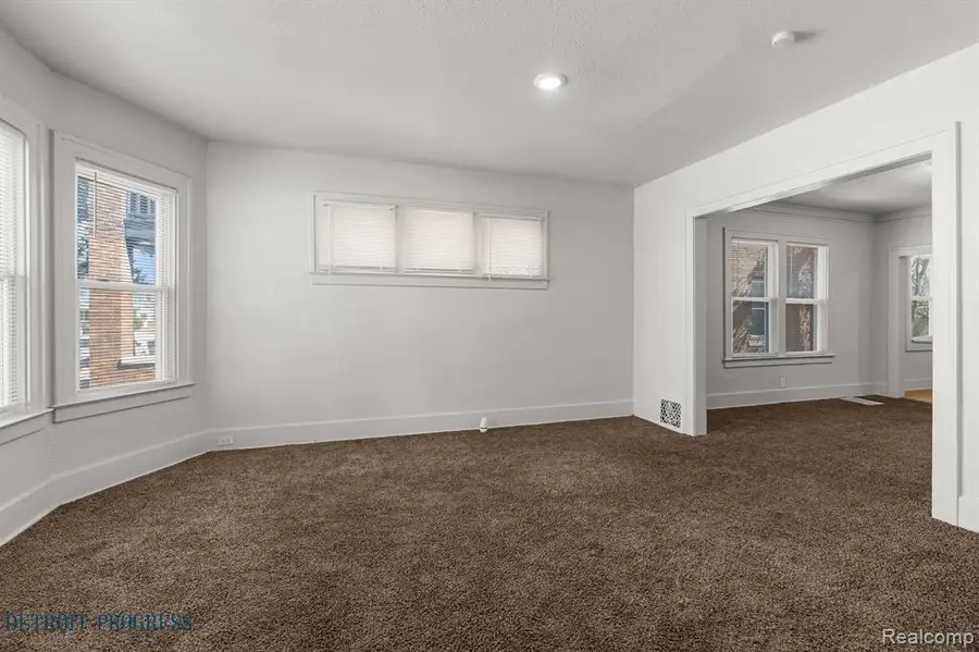 5285 Maplewood, Detroit, MI 48204 - #3