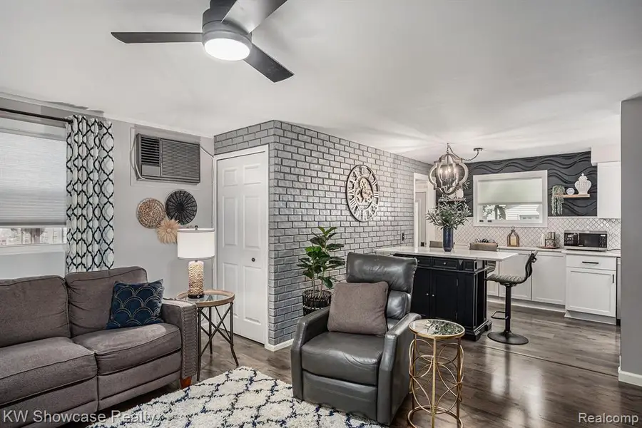 144 Bobolink, Commerce Township, MI  - Image #3