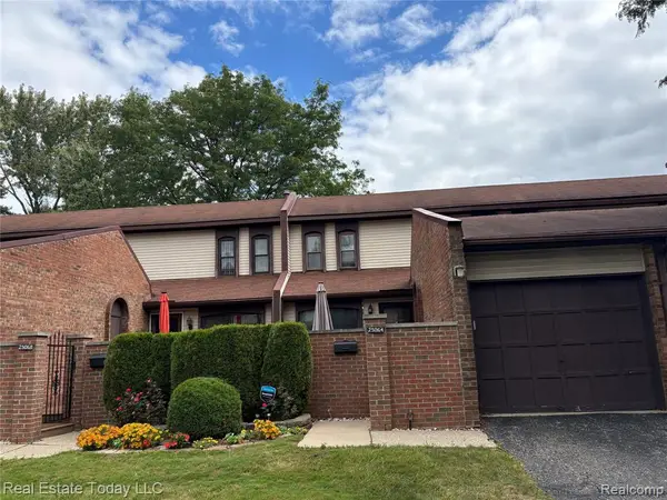 25064 Champlaign #9B, Southfield, MI 