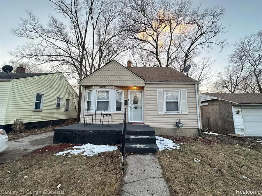 16195 Robson, Detroit, MI  - #2