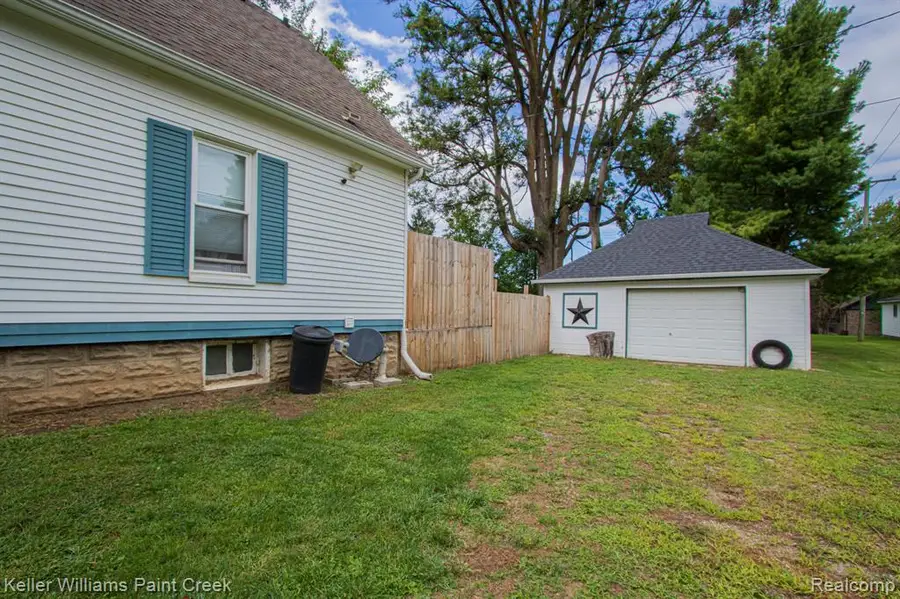 130 6th, Imlay City, MI  - Image #3