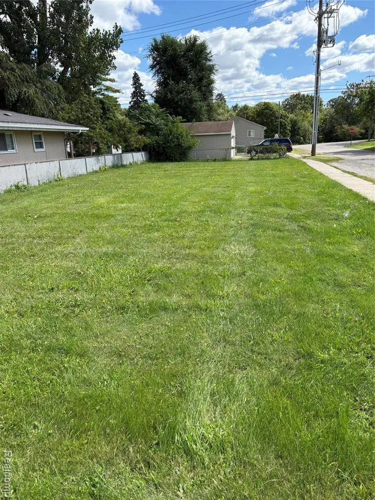 15802 Beech Daly, Redford, MI 48239 - #2