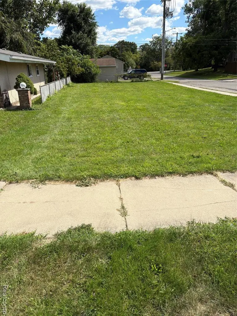 15802 Beech Daly, Redford, MI 48239 - #3