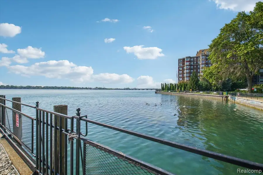 8200 Jefferson #102, Detroit, MI 48214 - Image #2