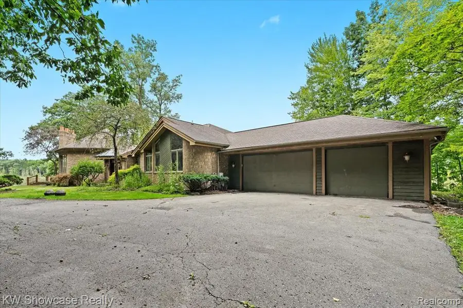 7950 Clement, Clarkston, MI  - Image #3