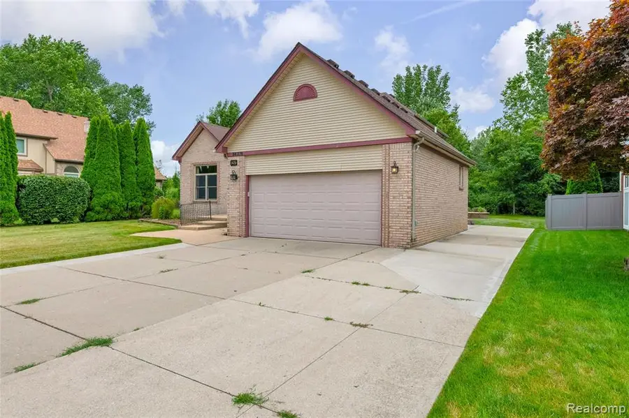 34276 Cherry Hill, Chesterfield, MI  - Image #2