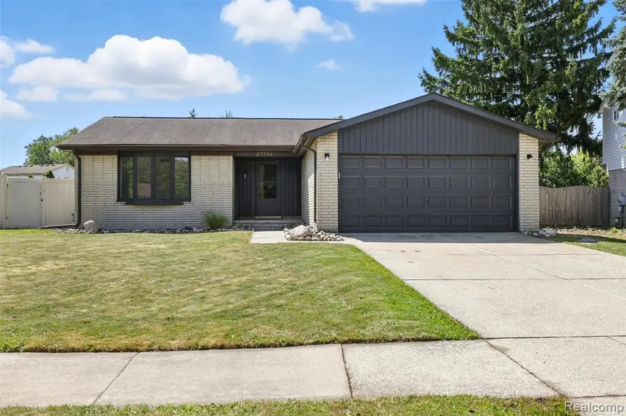 27216 Roney, Brownstown, MI  - #2