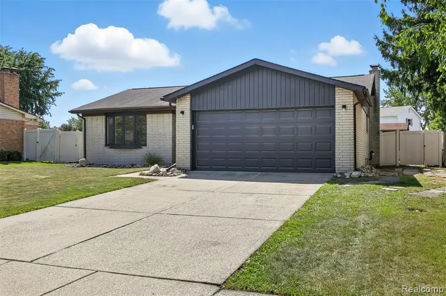 27216 Roney, Brownstown, MI  - #3