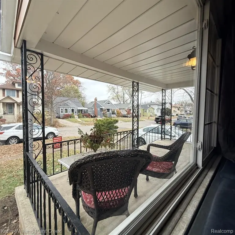 354 Silman, Ferndale, MI  - Image #2