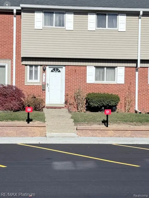 29156 Manchester, Westland, MI 