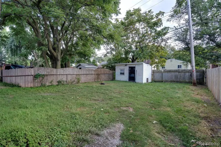 1921 Hanford, Lincoln Park, MI  - Image #3