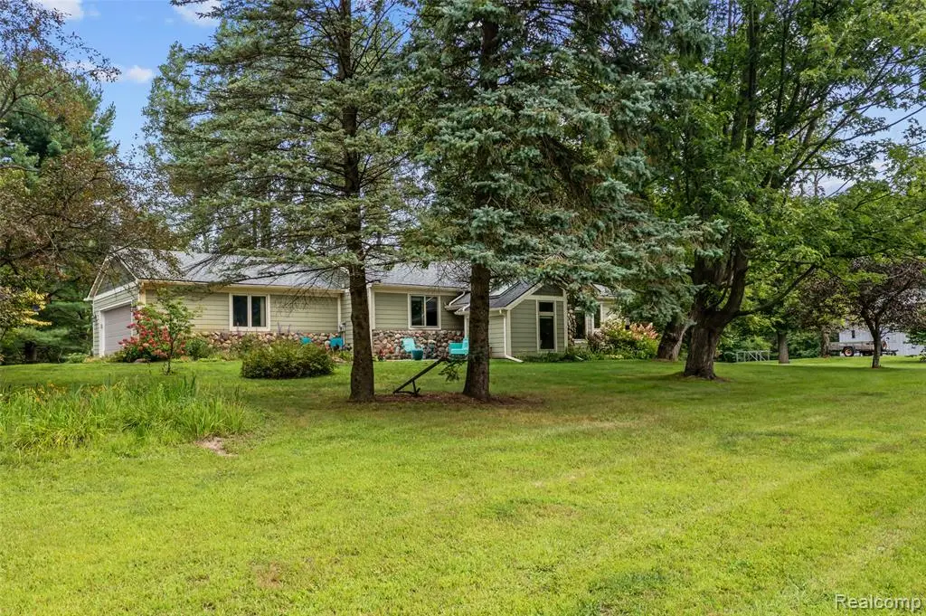 6218 Curtis, Salem, MI  - Image #1