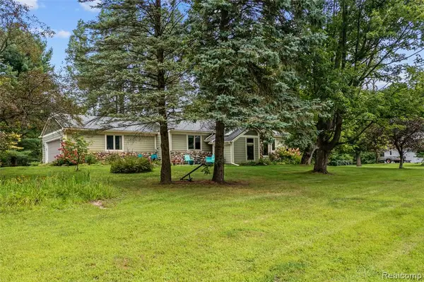 6218 Curtis, Plymouth, MI 