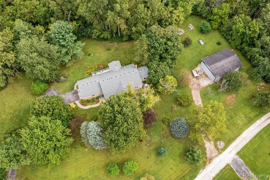 6218 Curtis, Salem, MI  - Image #2