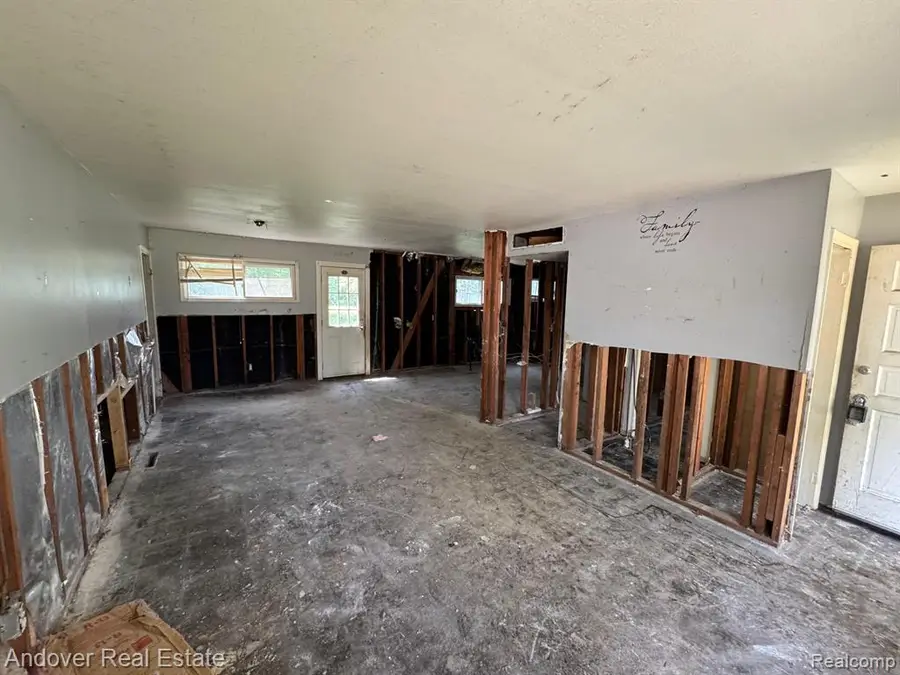 47253 Lauren, Van Buren, MI  - #3