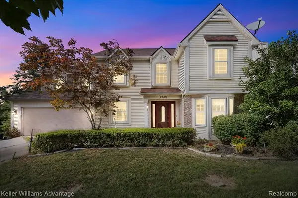 1249 Glenwood, Walled Lake, MI 