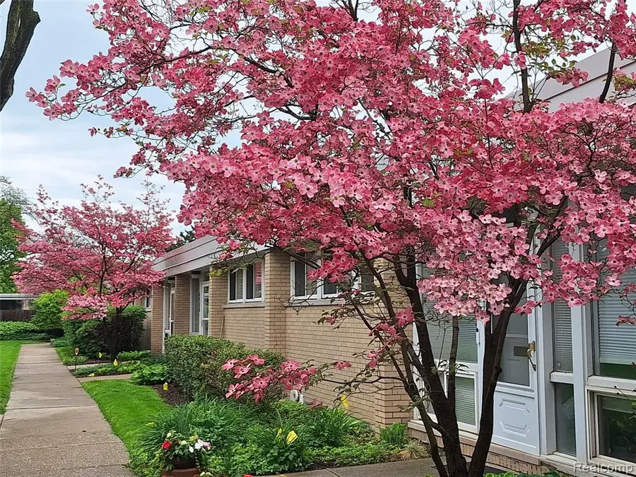 1512 Chateaufort, Detroit, MI  - Image #2