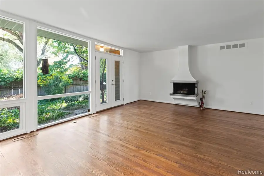 1512 Chateaufort, Detroit, MI  - Image #3