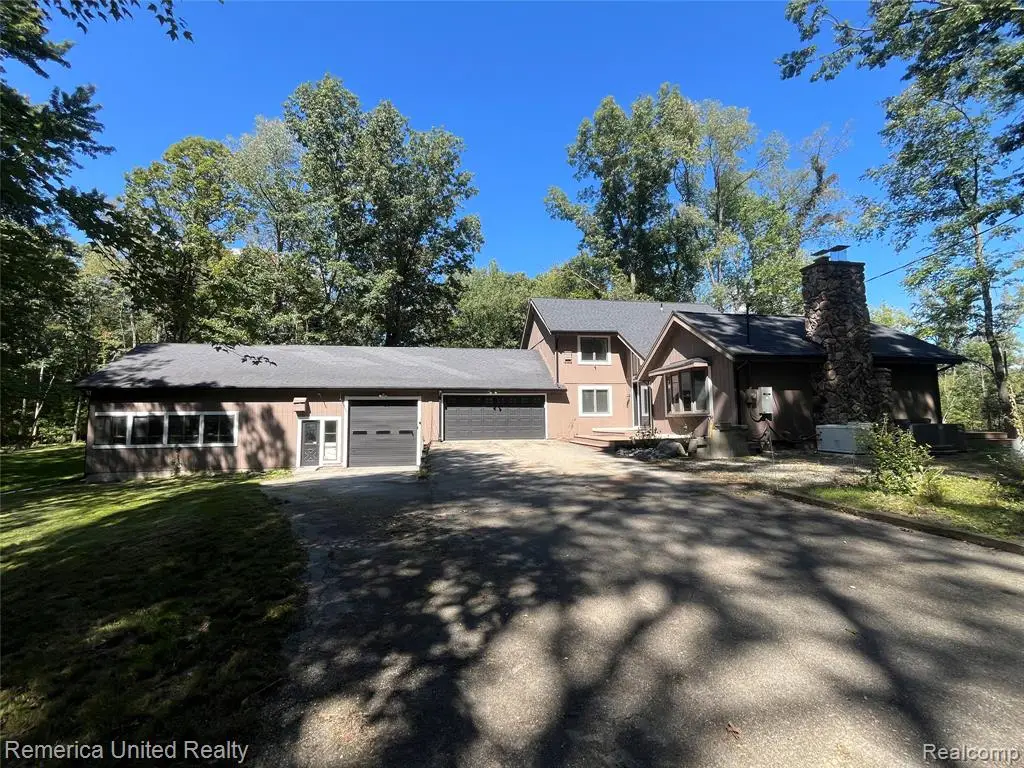 6160 Brambleberry, Cohoctah, MI 48855 - #1