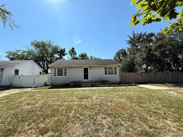 3249 Van Horn, Trenton, MI 