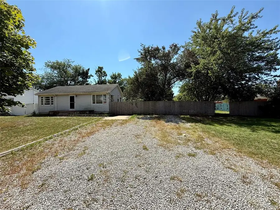 3249 Van Horn, Trenton, MI  - #2