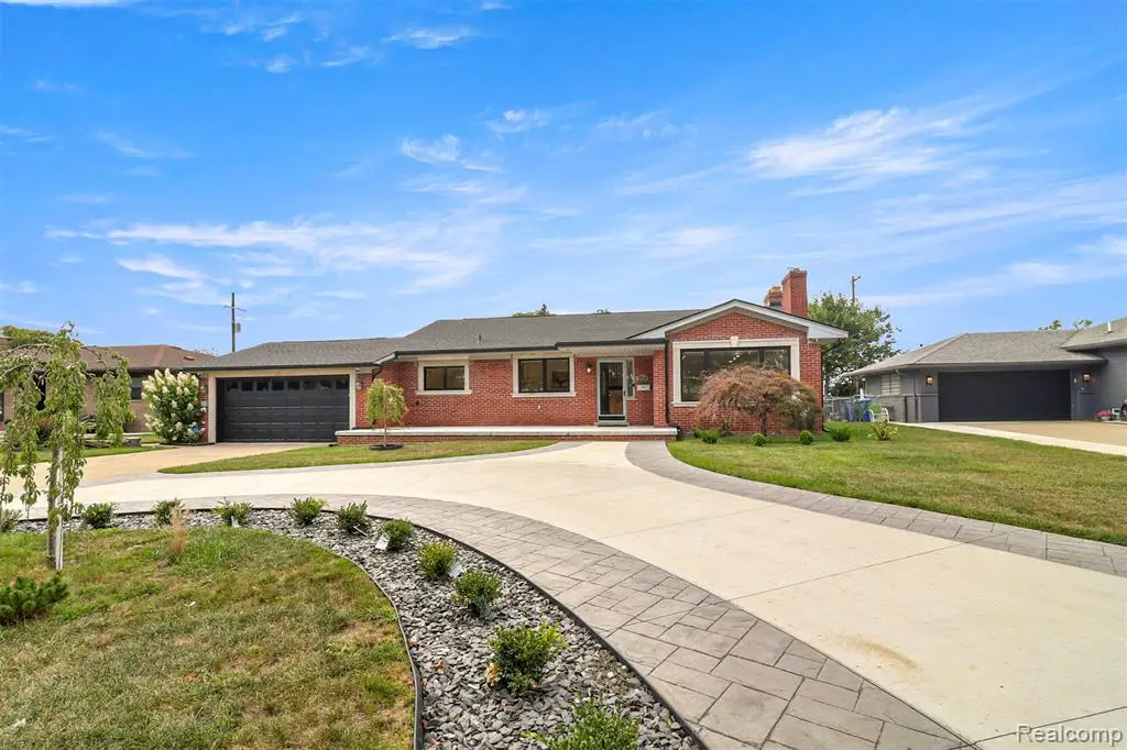 854 S Gulley, Dearborn Heights, MI  - #1