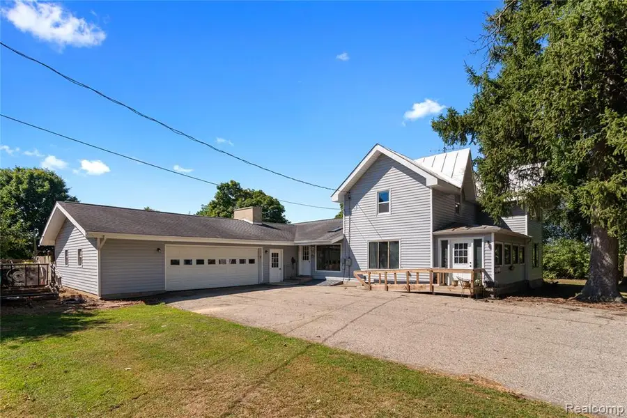 435 E Girard, Coldwater, MI  - Image #2