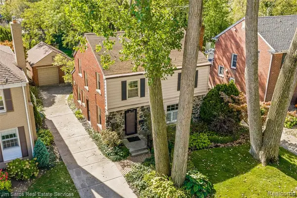 419 Maison, Grosse Pointe Farms, MI 