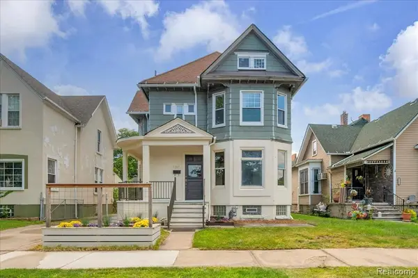 1265 25th, Detroit, MI 