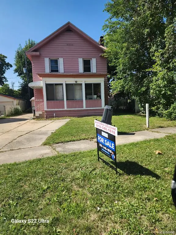 1909 Proctor, Flint, MI 