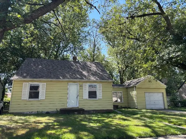 24409 Stanford, Dearborn Heights, MI 48125