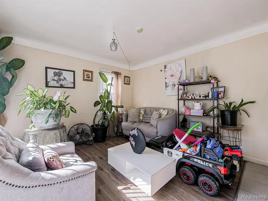 19433 Fenmore, Detroit, MI 48235 - #3