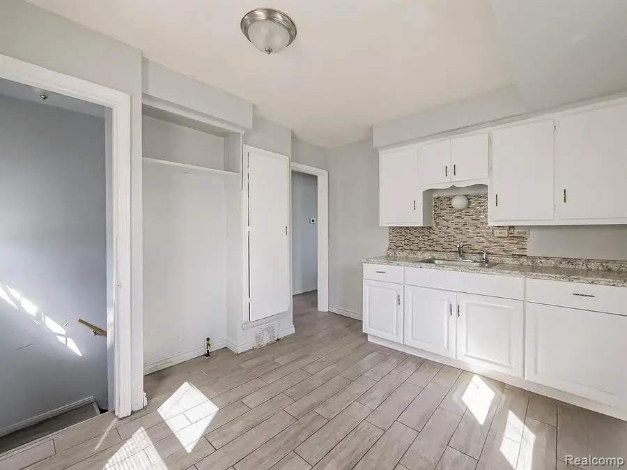 19300 Fenmore, Detroit, MI 48235 - #2