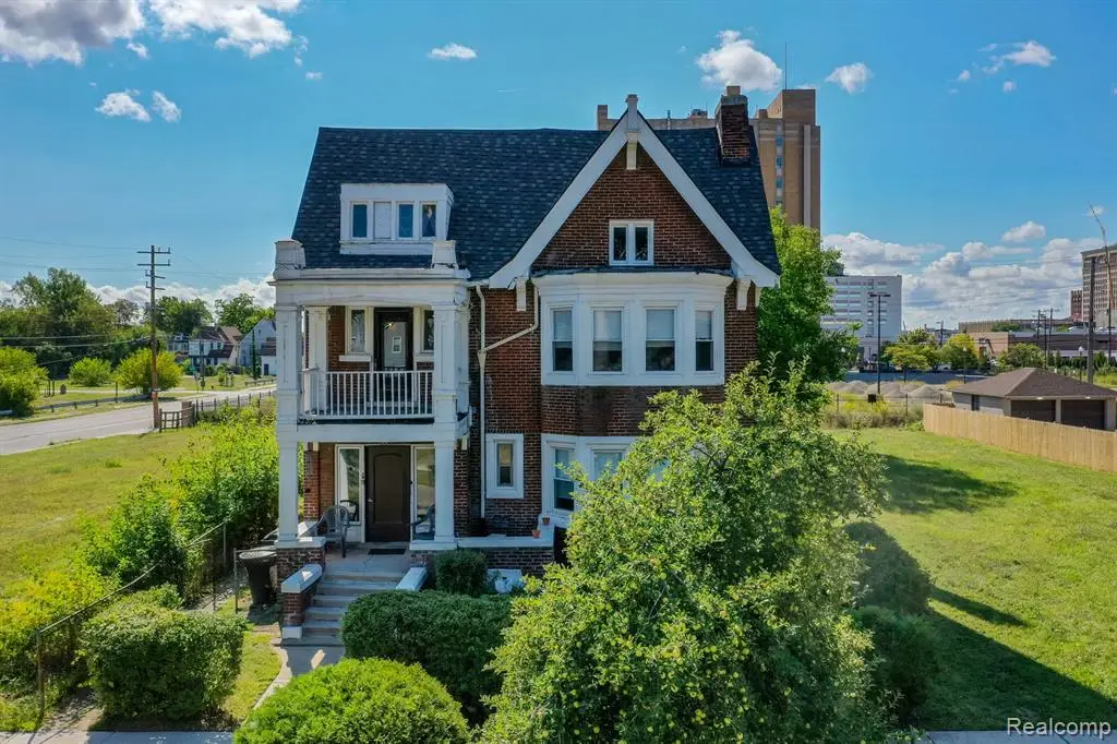 100 Chandler, Detroit, MI 48202 - #1