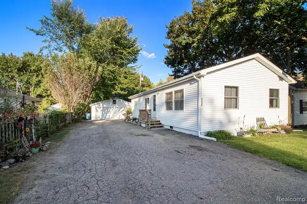 336 Raven, Lapeer, MI 
