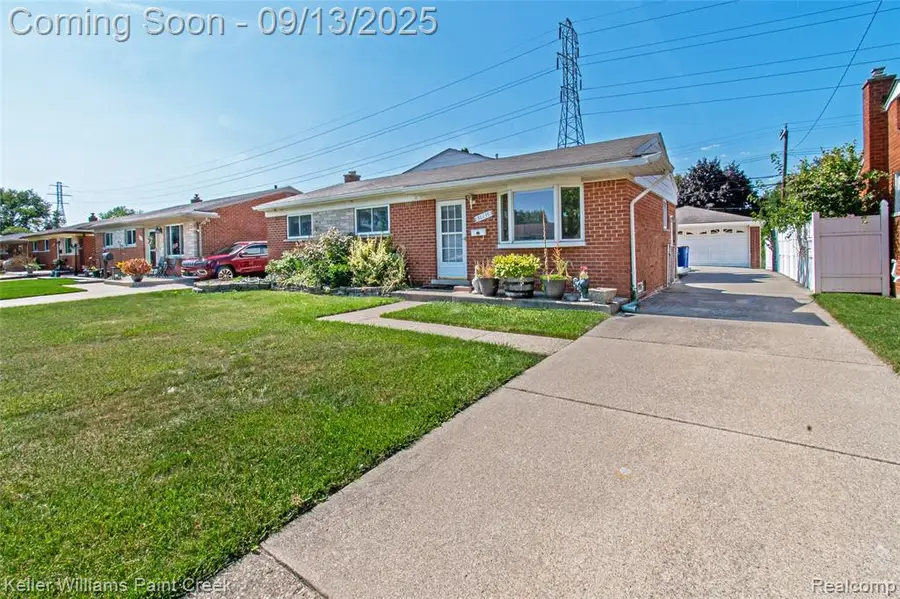 30139 Flanders, Warren, MI  - Image #2