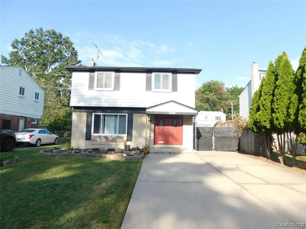 29915 Everett, Southfield, MI  - #1