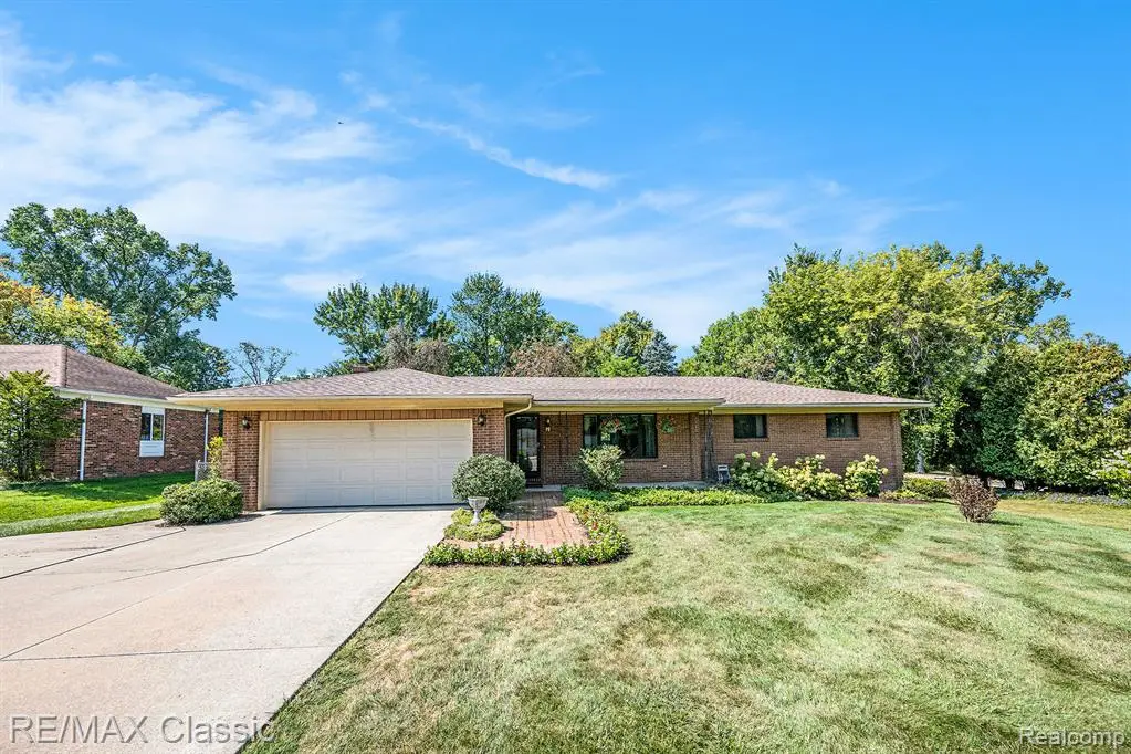 24943 Glenda, Novi, MI  - Image #1