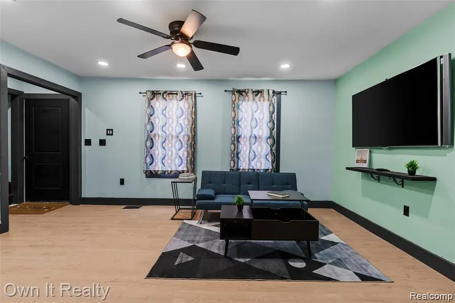 12057 Sanford, Detroit, MI  - #3