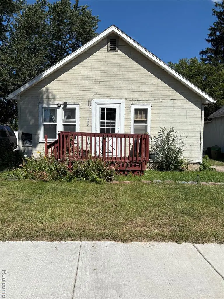 323 Green, Caro, MI  - Image #1