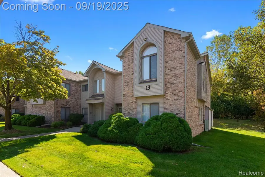 42789 Lilley Pointe, Canton, MI  - #3
