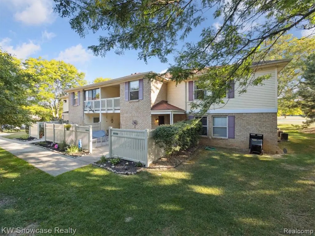 61011 Greenwood, South Lyon, MI  - Image #1