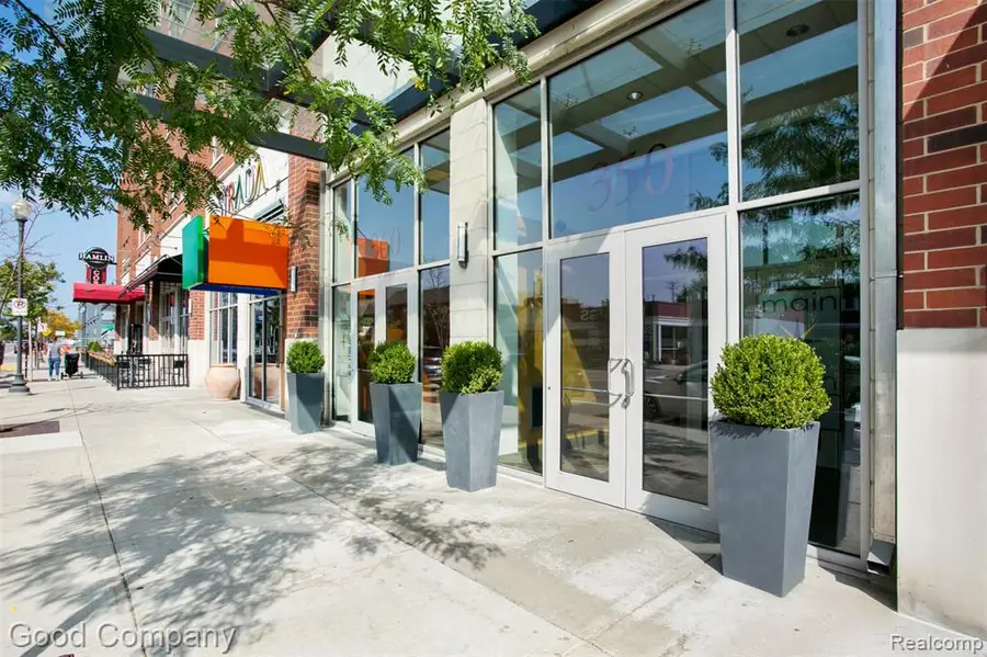 350 N Main #814, Royal Oak, MI 48067 - Image #2