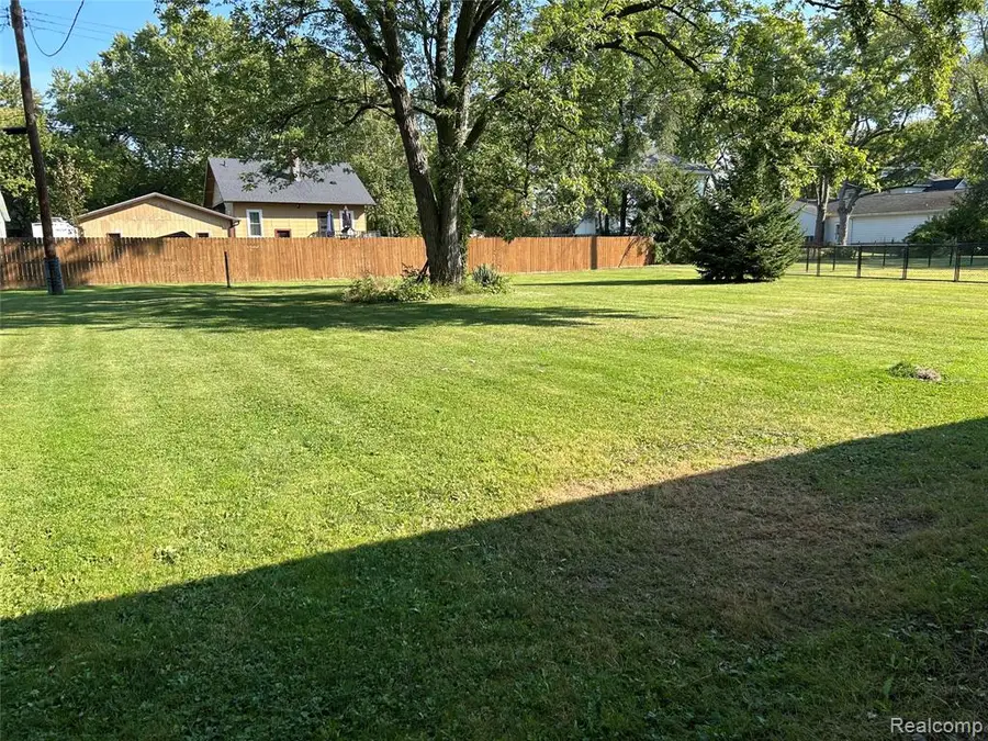 5060 Armstrong, Fairgrove, MI  - #3