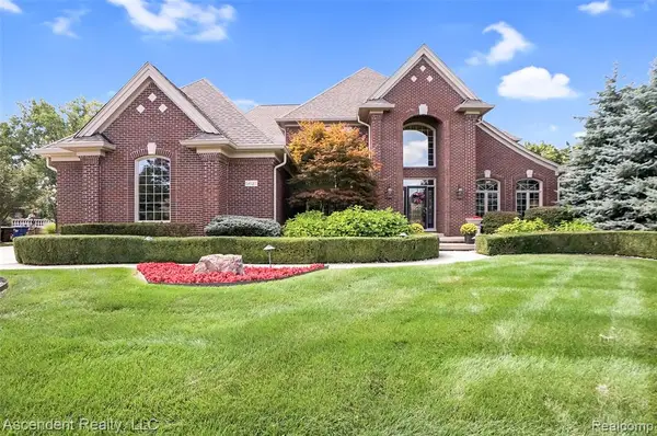 54127 Salem, Shelby Twp, MI 