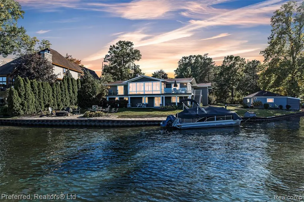 7660 Maceday Lake, Waterford, MI  - #1