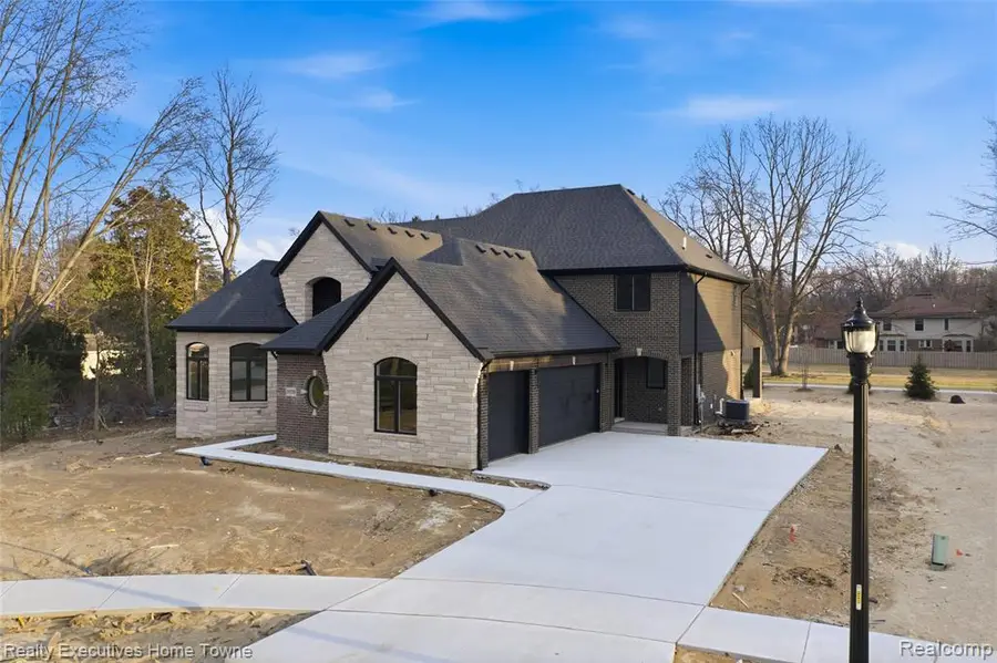 12020 Encore, Shelby, MI 48315 - #3