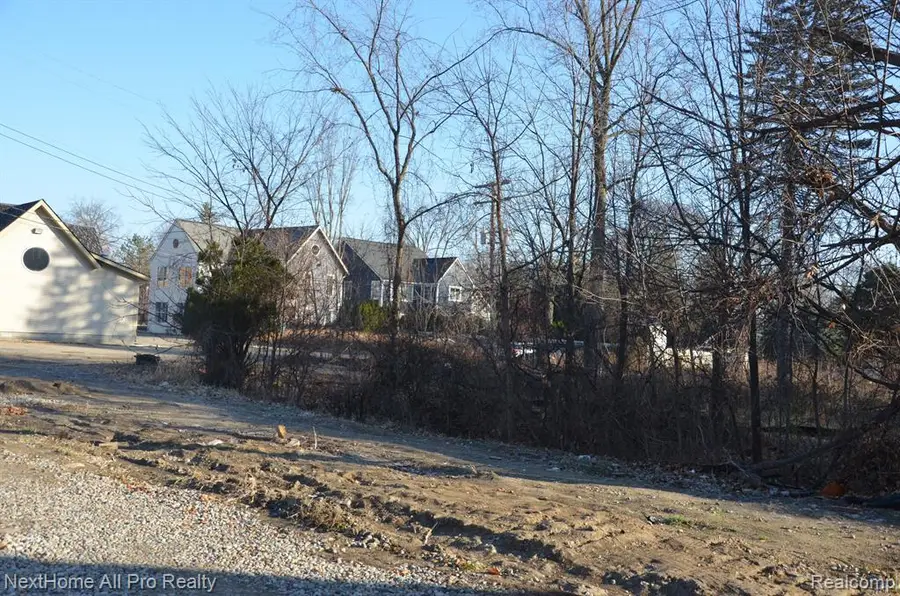 328 N Center, Northville, MI  - Image #2