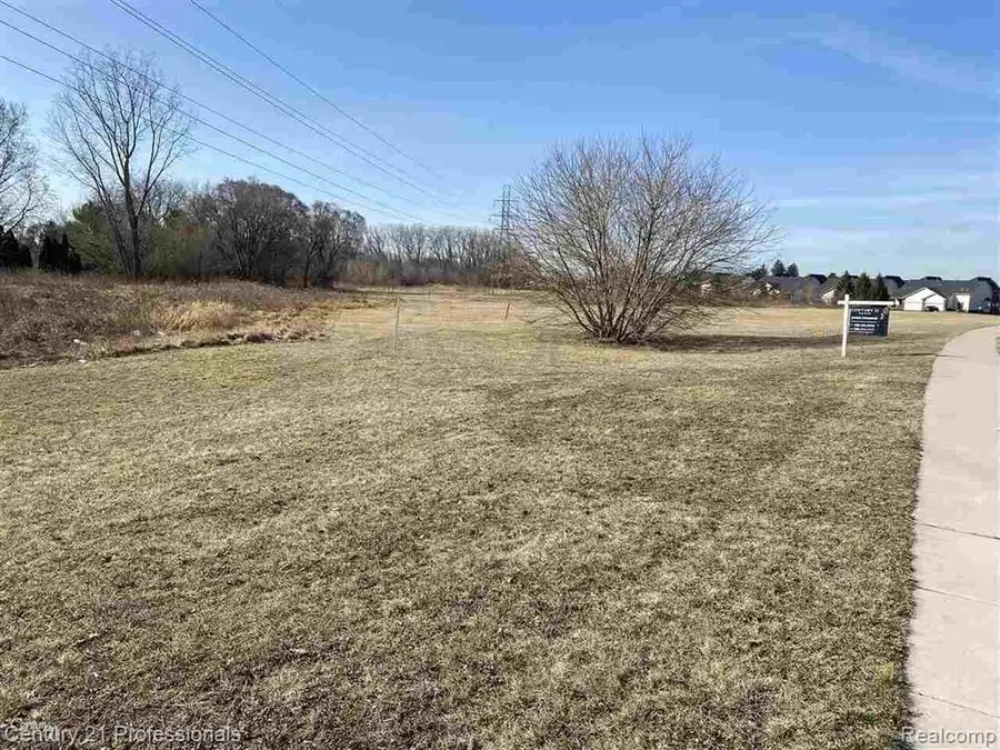 14700 19 Mile, Sterling Heights, MI 48313 - #2